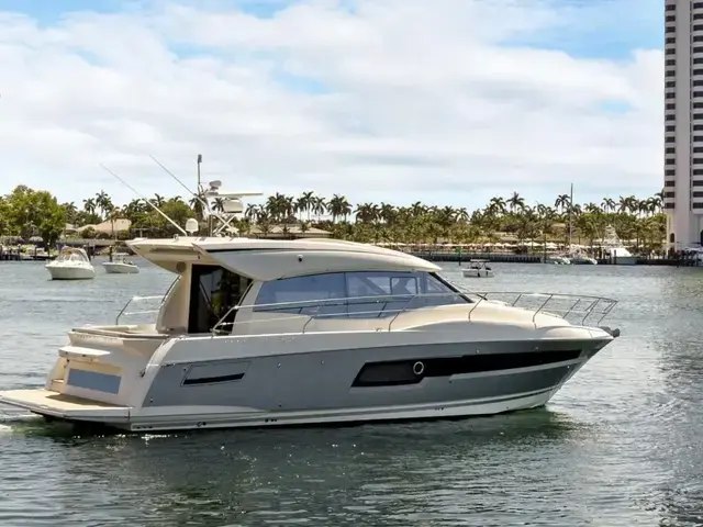 Prestige 460