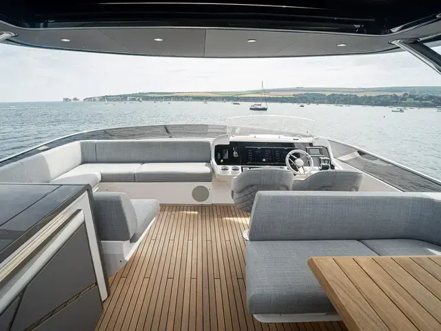 Sunseeker 88m Yacht