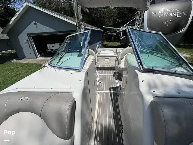 Sea Ray 270 Sundeck