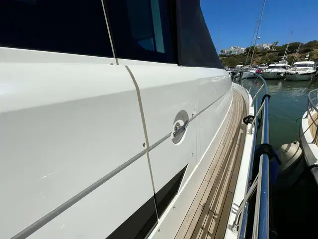 Fairline Squadron 65