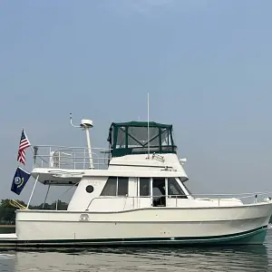 1997 Mainship Boats 350 - 390