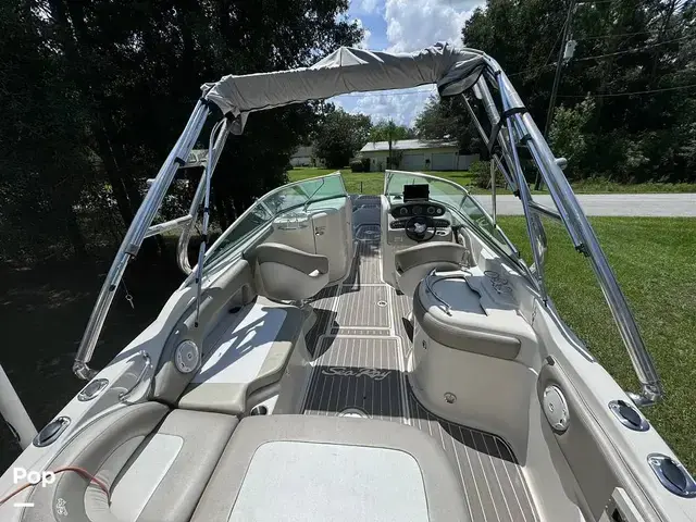 Sea Ray 270 Sundeck