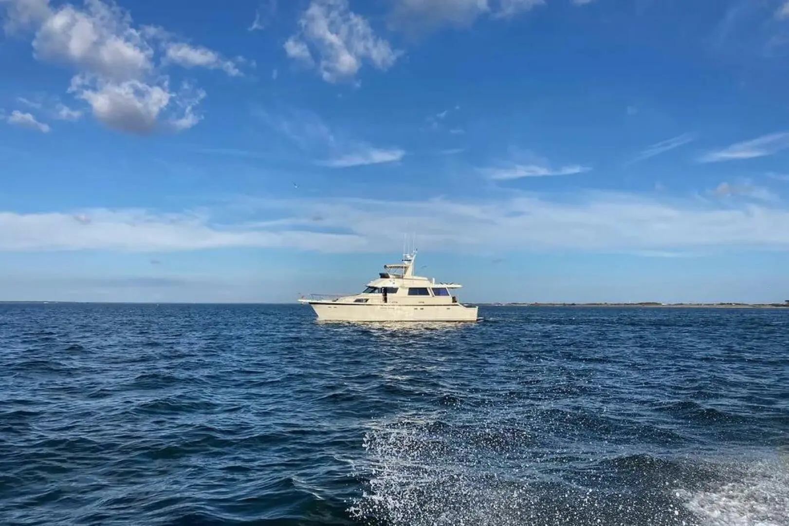 1987 Hatteras cockpit motor yacht