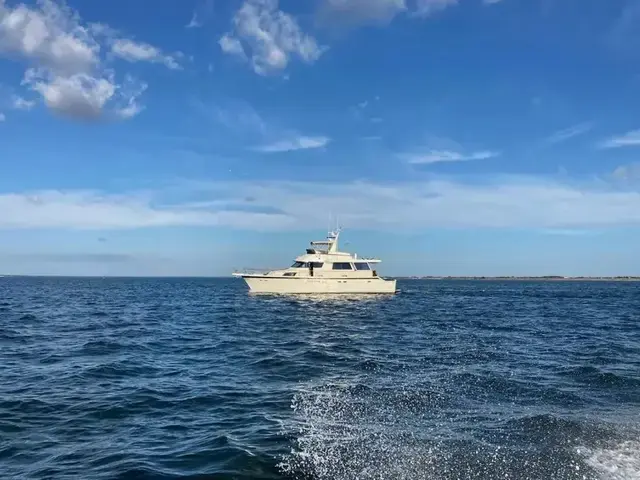 Hatteras Cockpit Motor Yacht