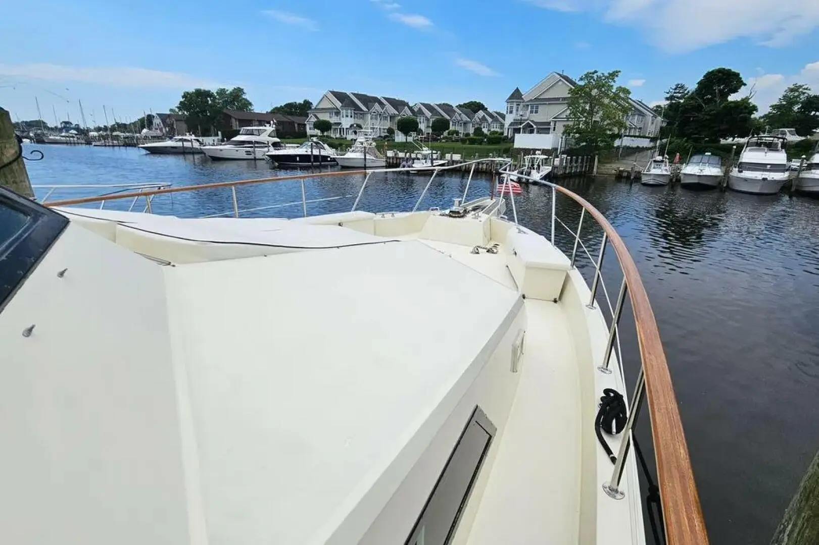 1987 Hatteras cockpit motor yacht