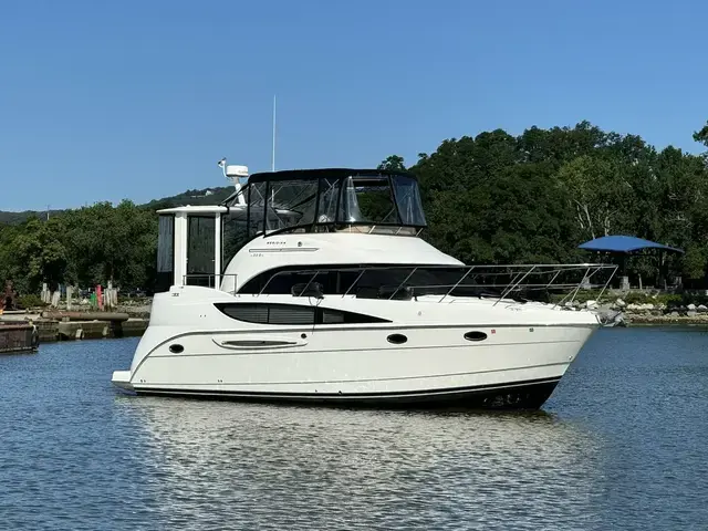 Meridian 368 Motor Yacht