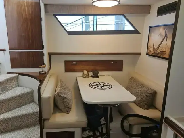 Hatteras Cockpit Motor Yacht