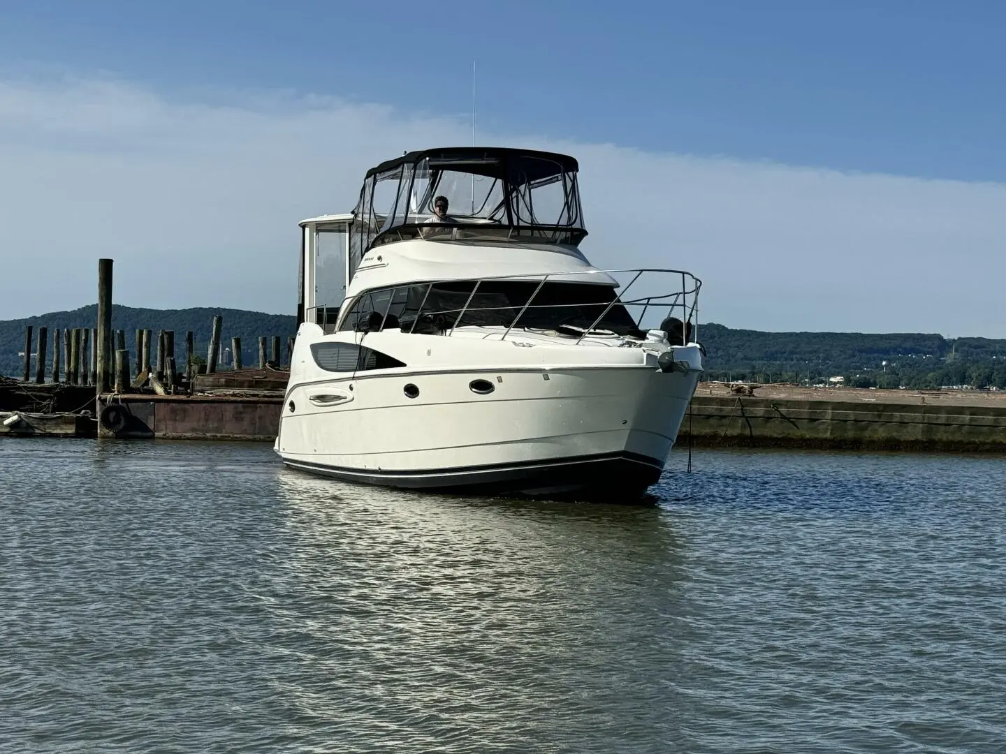 2006 Meridian 368 motor yacht