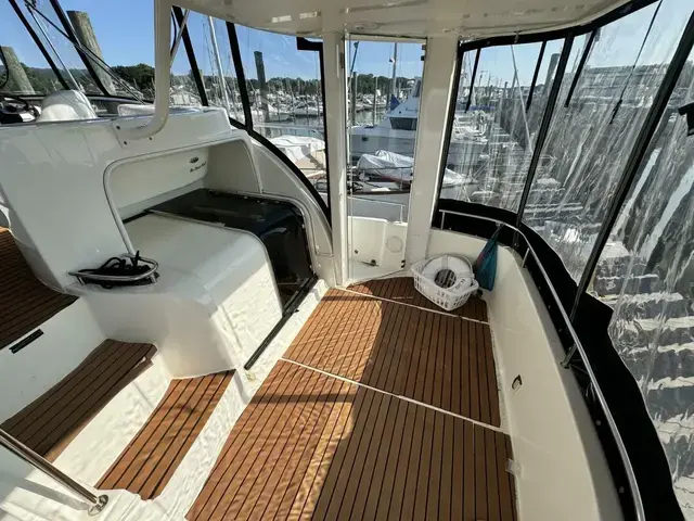 Meridian 368 Motor Yacht