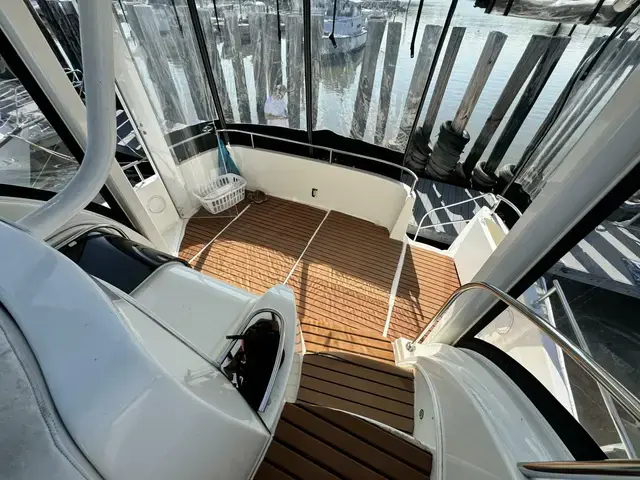 Meridian 368 Motor Yacht