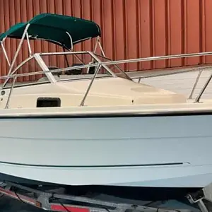 2006 Trophy Boats 1802 WA