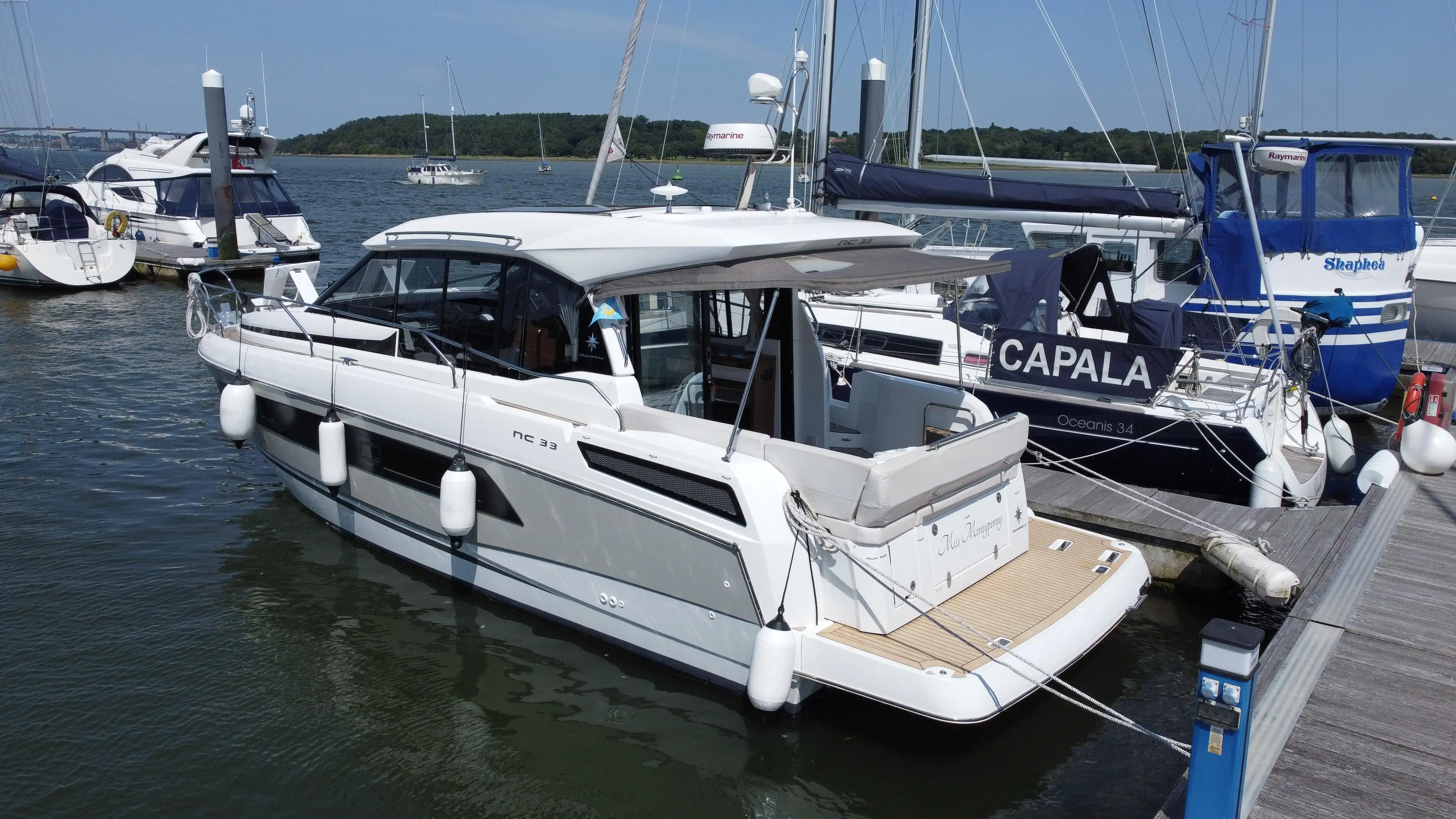 2019 Jeanneau nc 33