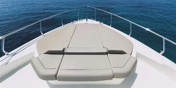 2017 Ferretti 550