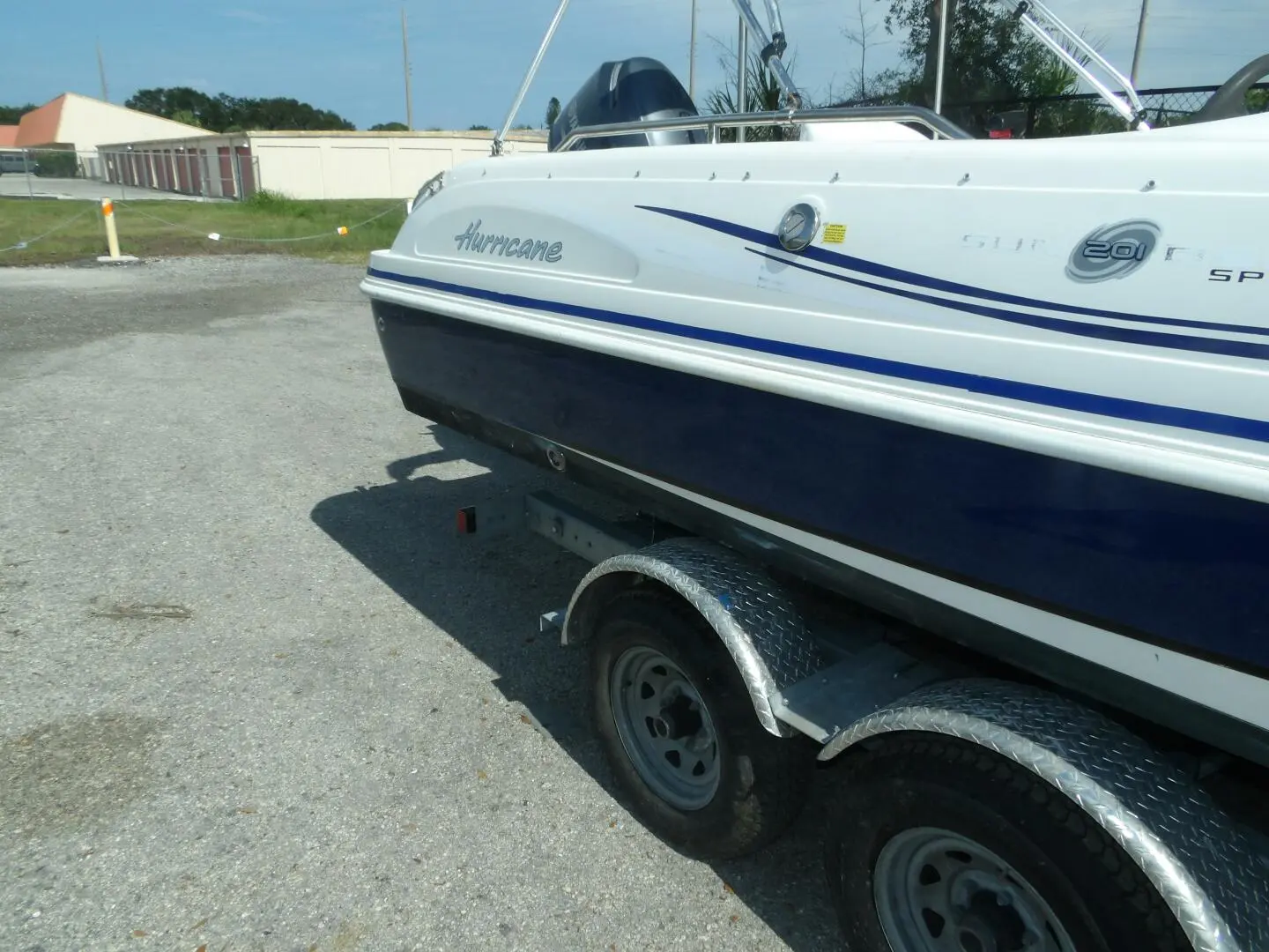 2012 Hurricane sundeck sport ob 201