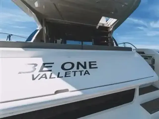 Ferretti Yachts 550