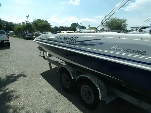 Hurricane SunDeck Sport 201 OB