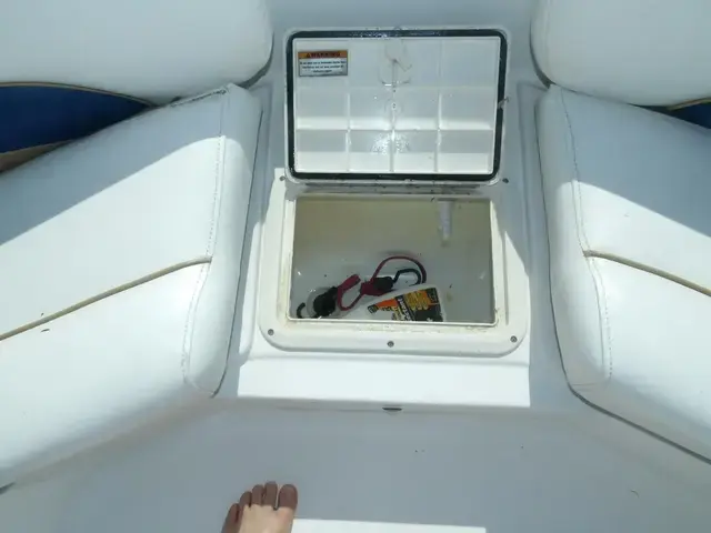 Hurricane SunDeck Sport 201 OB