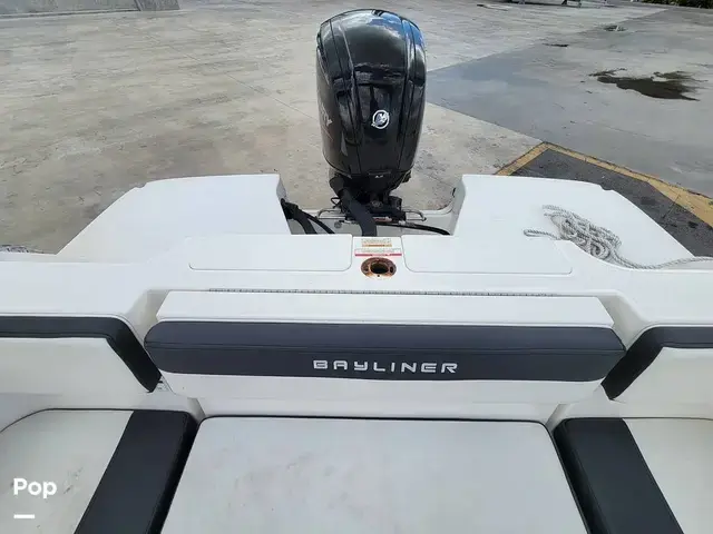 Bayliner Vr4