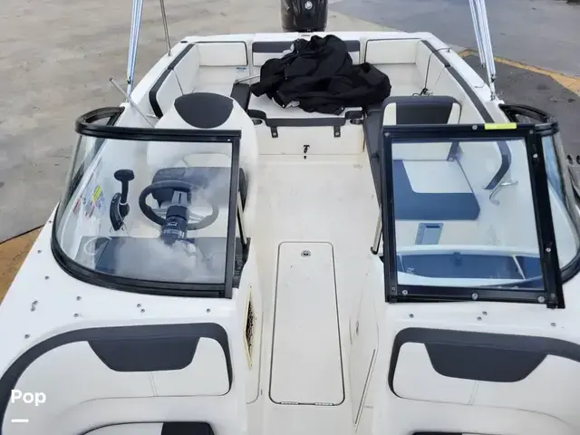 Bayliner Vr4