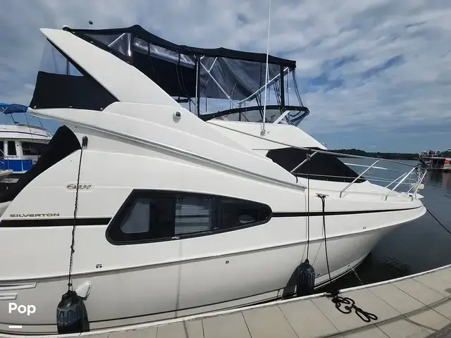 Silverton 330 Sport Bridge