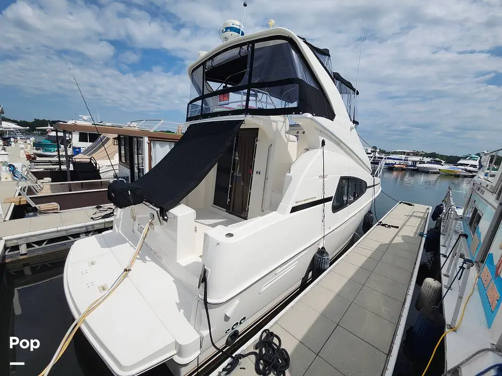 2004 Silverton 330 sport bridge