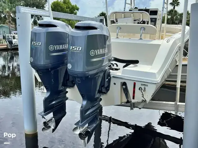 Cobia Boats 237CC