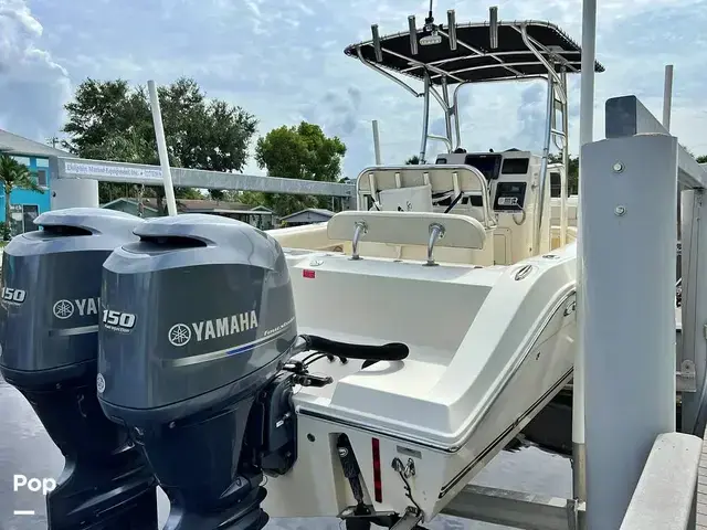 Cobia Boats 237CC