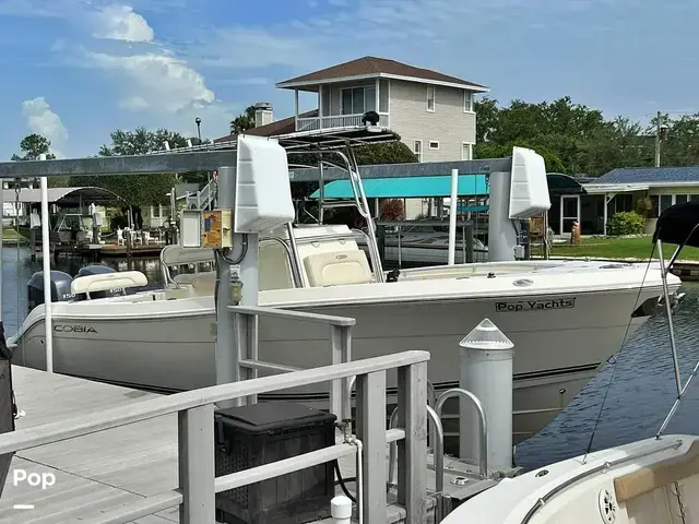 Cobia Boats 237CC