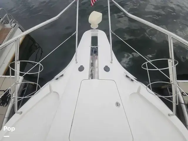 Silverton 330 Sport Bridge