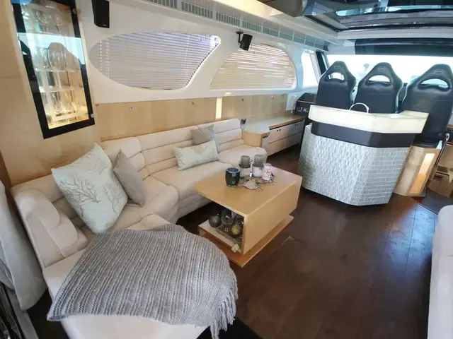 Elegance Yachts 60 Open