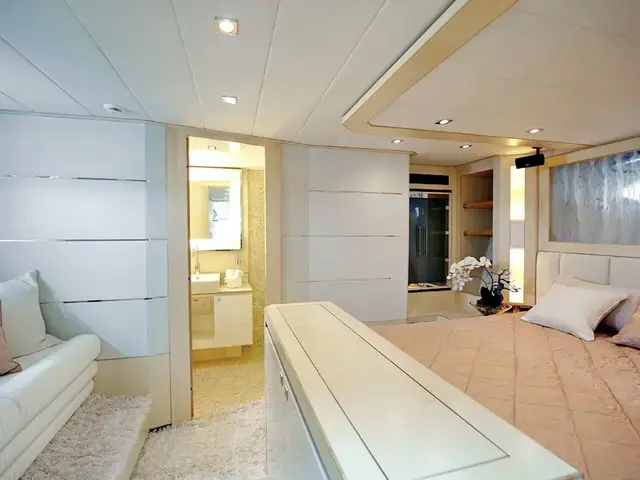 Elegance Yachts 60 Open