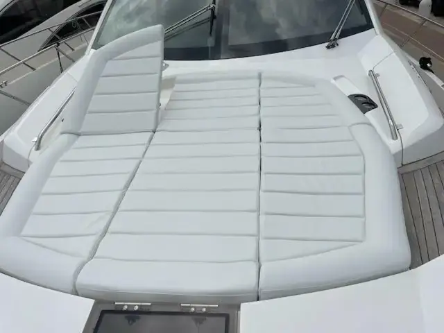 Sunseeker Sport Yacht 68