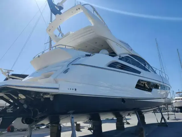 Sunseeker Sport Yacht 68