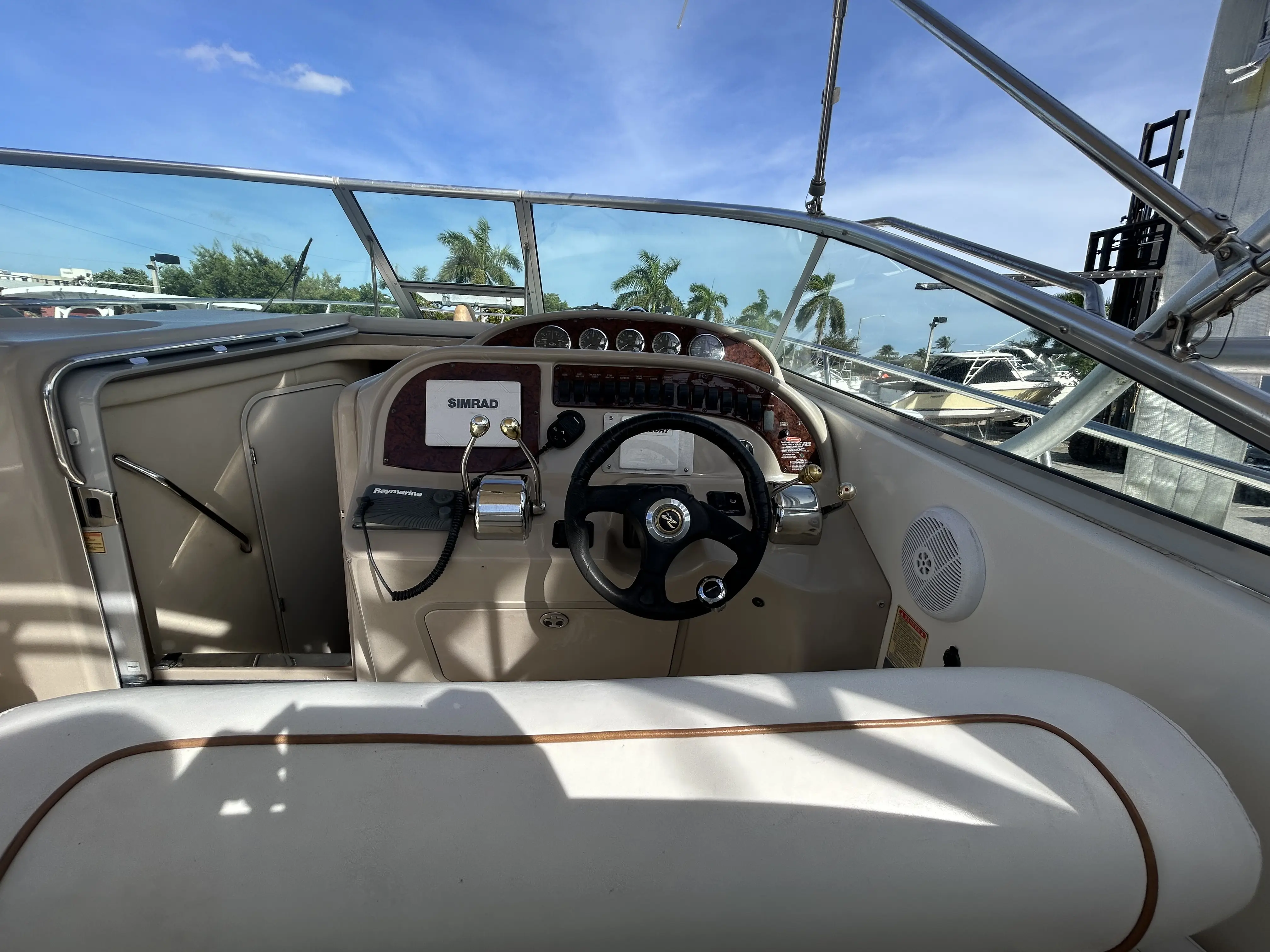 2003 Sea Ray 290 amberjack