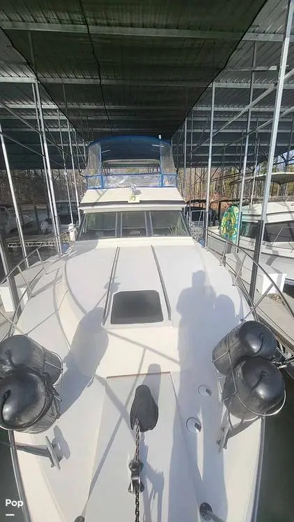 1987 Sea Ray aft cabin 410