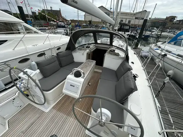 Bavaria Cruiser 37