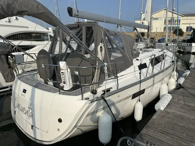 Bavaria Cruiser 37