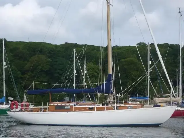 Classic boats Robert Clark Bermudan sloop