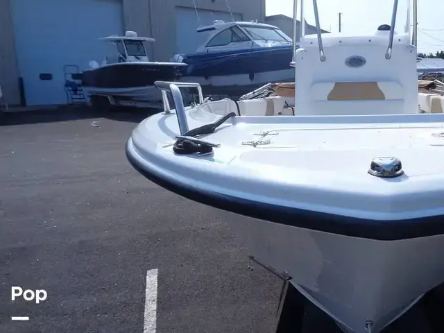 Edgewater boats 188CC