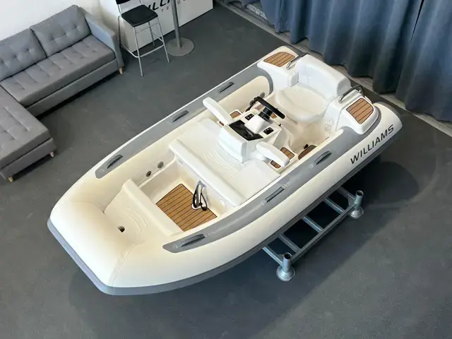 Williams Jet Tenders Turbojet 325