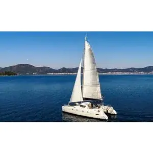 2004 Fountaine Pajot