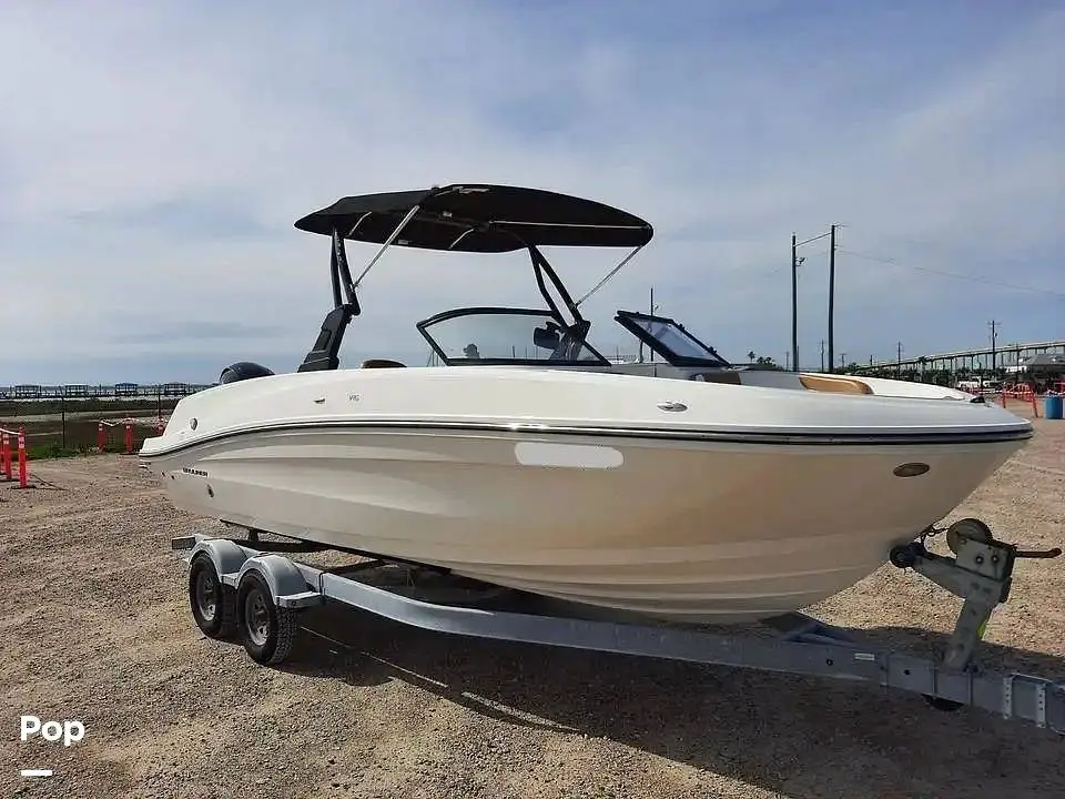 2021 Bayliner vr6