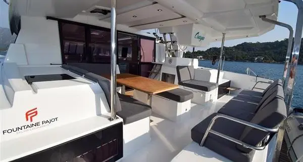 2020 Fountaine Pajot