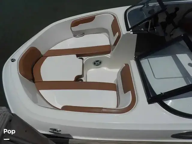 Bayliner Vr6