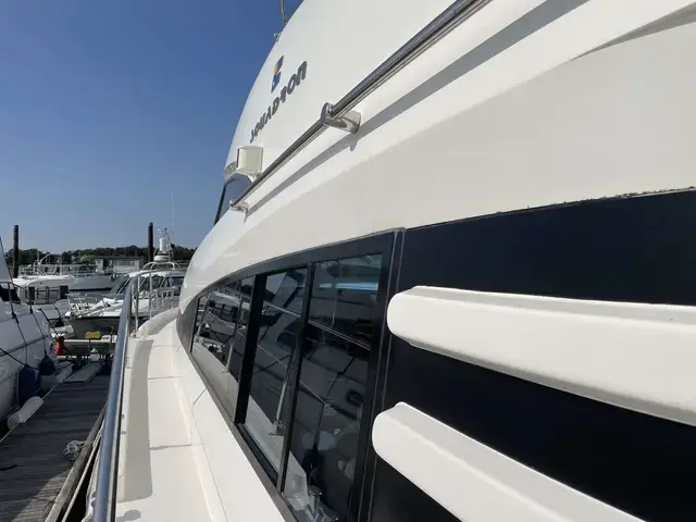 Fairline Squadron 52