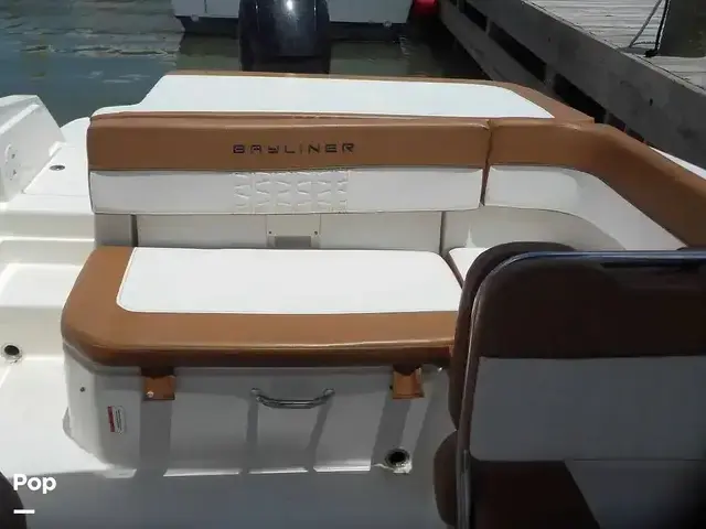 Bayliner Vr6