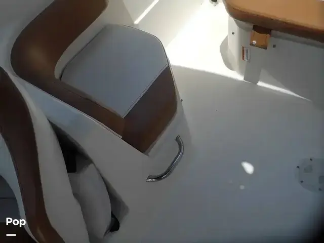 Bayliner Vr6