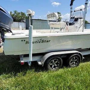 2014 NauticStar Boats 244xts