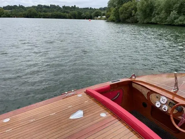 Henley Runabout