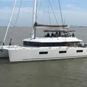 2019 Lagoon 62'